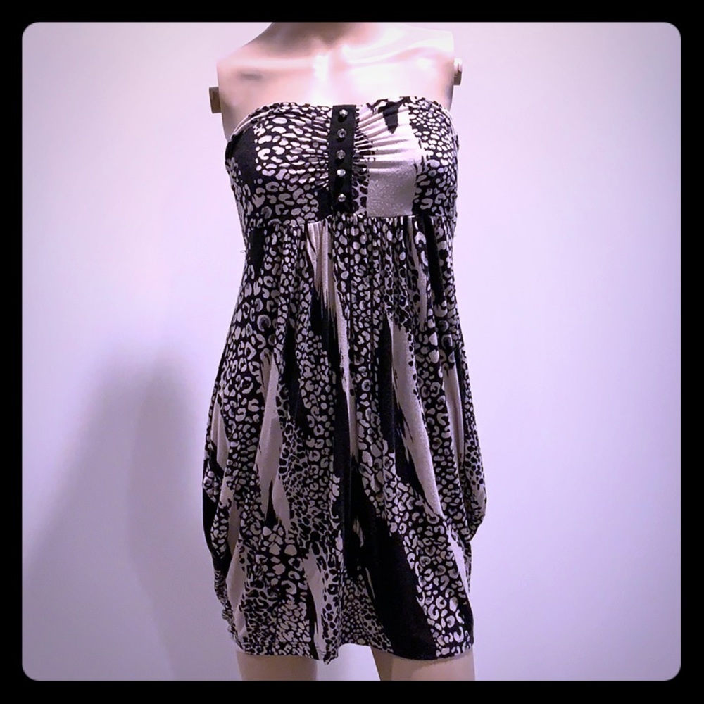 Strapless dress